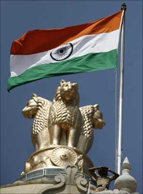 upsc wallpaper,flag,statue,knight,lion,banner