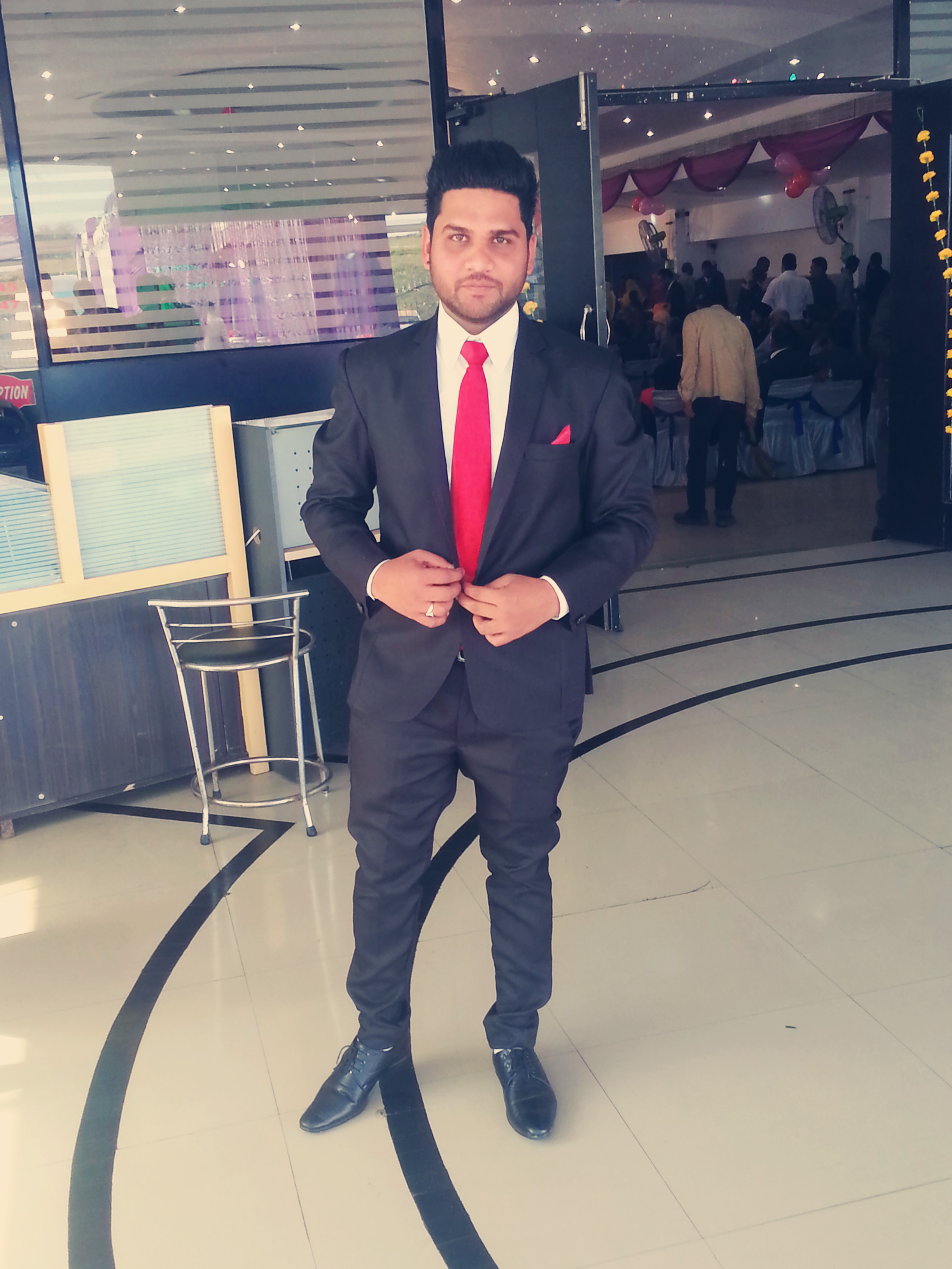 sukhi wallpaper,suit,formal wear,snapshot,tuxedo,blazer (#252983