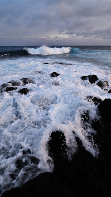 mer fond d'écran tumblr,plan d'eau,vague,mer,océan,rive