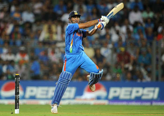 ms dhoni live wallpaper,cricketer,sports,cricket,limited overs cricket,sports equipment