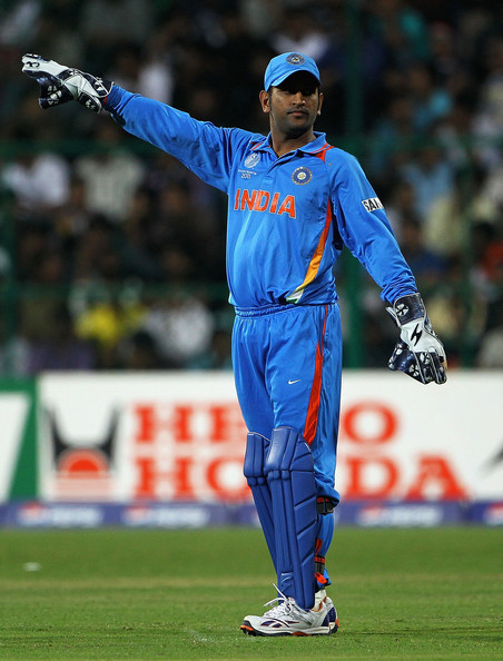 ms dhoni live wallpaper,sports,limited overs cricket,sports equipment,team sport,ball game
