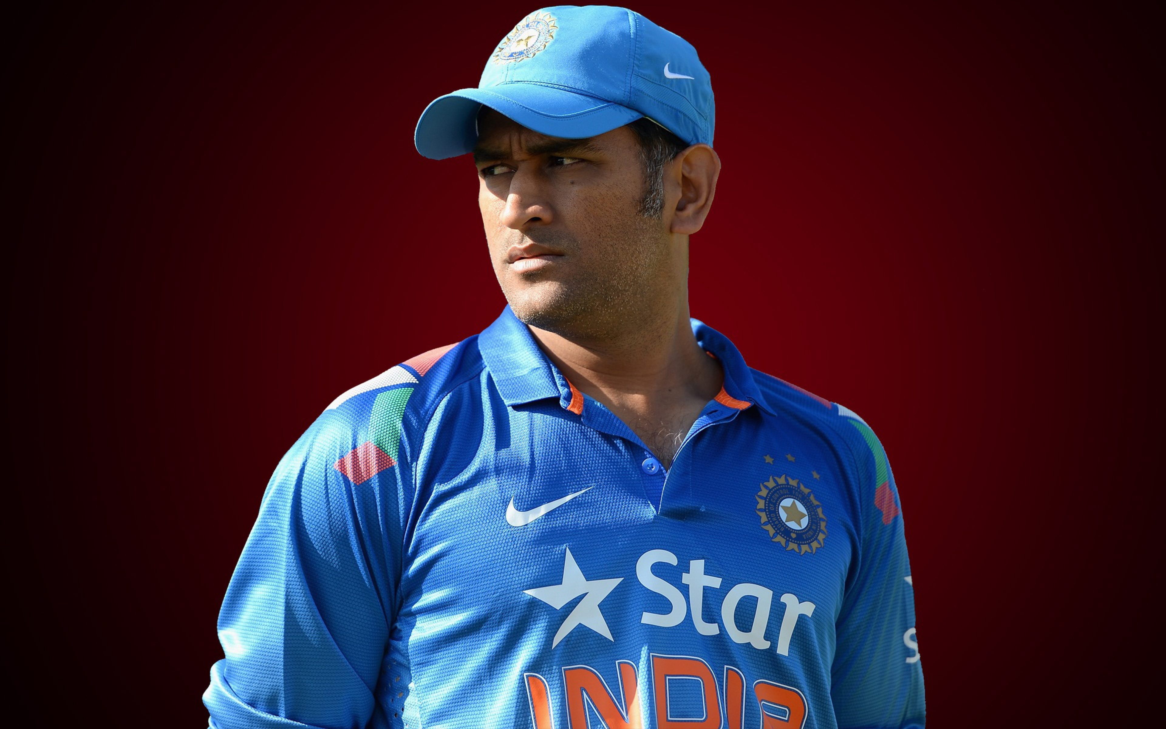 ms dhoni live wallpaper,frio,camiseta,azul eléctrico,jugador