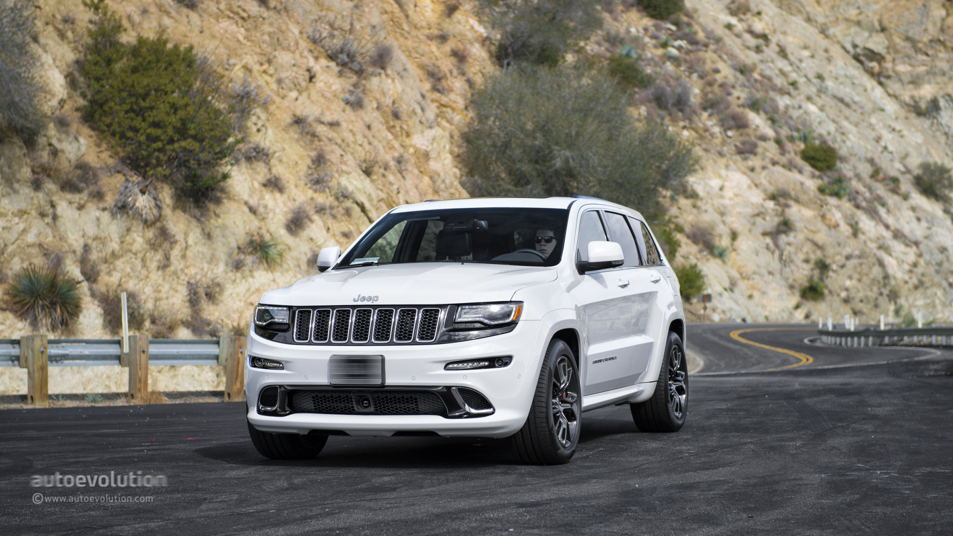 jeep grand cherokee fondo de pantalla,vehículo terrestre,vehículo,coche,rally de regularidad,vehículo de motor