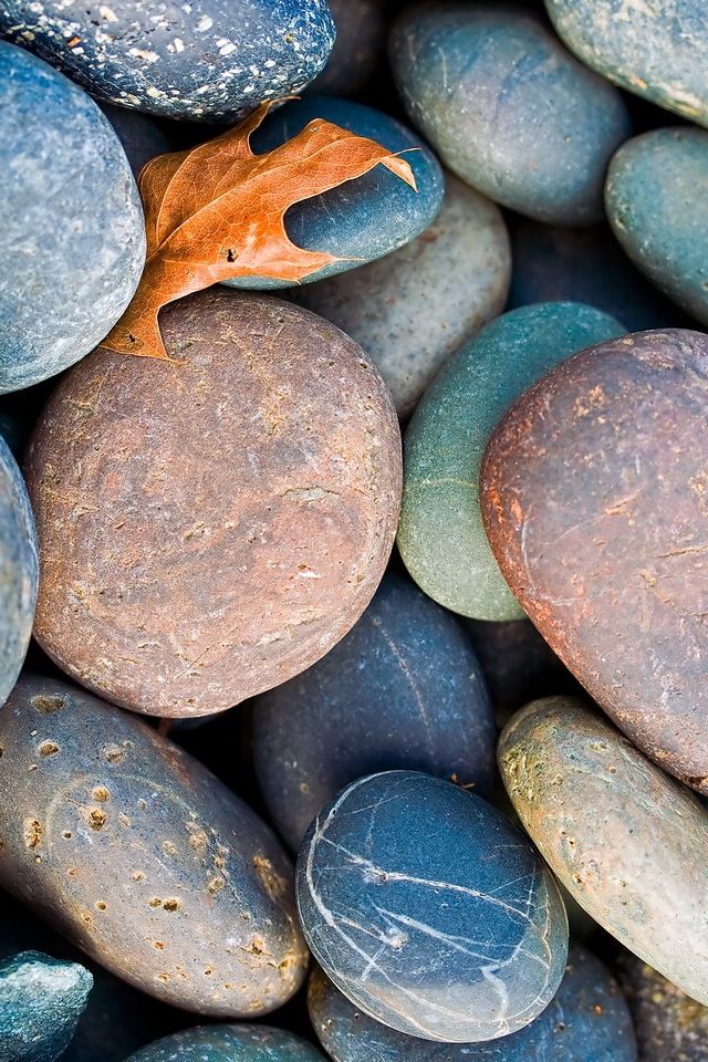 sassi wallpaper,pebble,rock,gravel,cobblestone