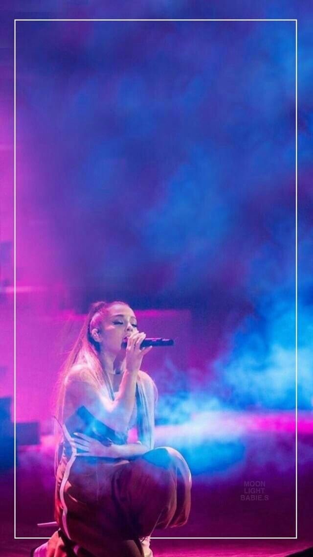 ariana grande gefährliche frau tapete,performance,bühne,violett,sänger,musik 