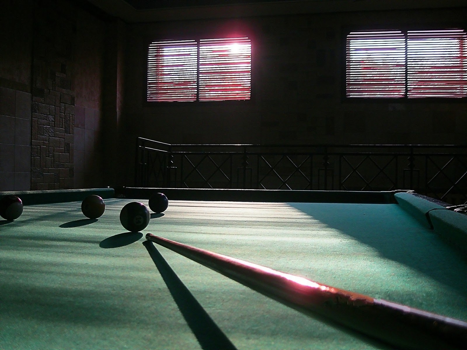 pool table wallpaper,billiard table,pool,indoor games and sports,billiards,games