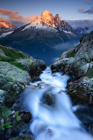 tocco di acqua live wallpaper,paesaggio naturale,natura,montagna,corpo d'acqua,cielo