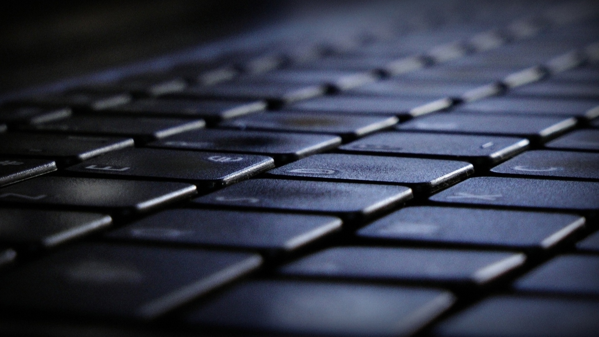 keyboard wallpaper hd,light,laptop,computer keyboard,technology,close up