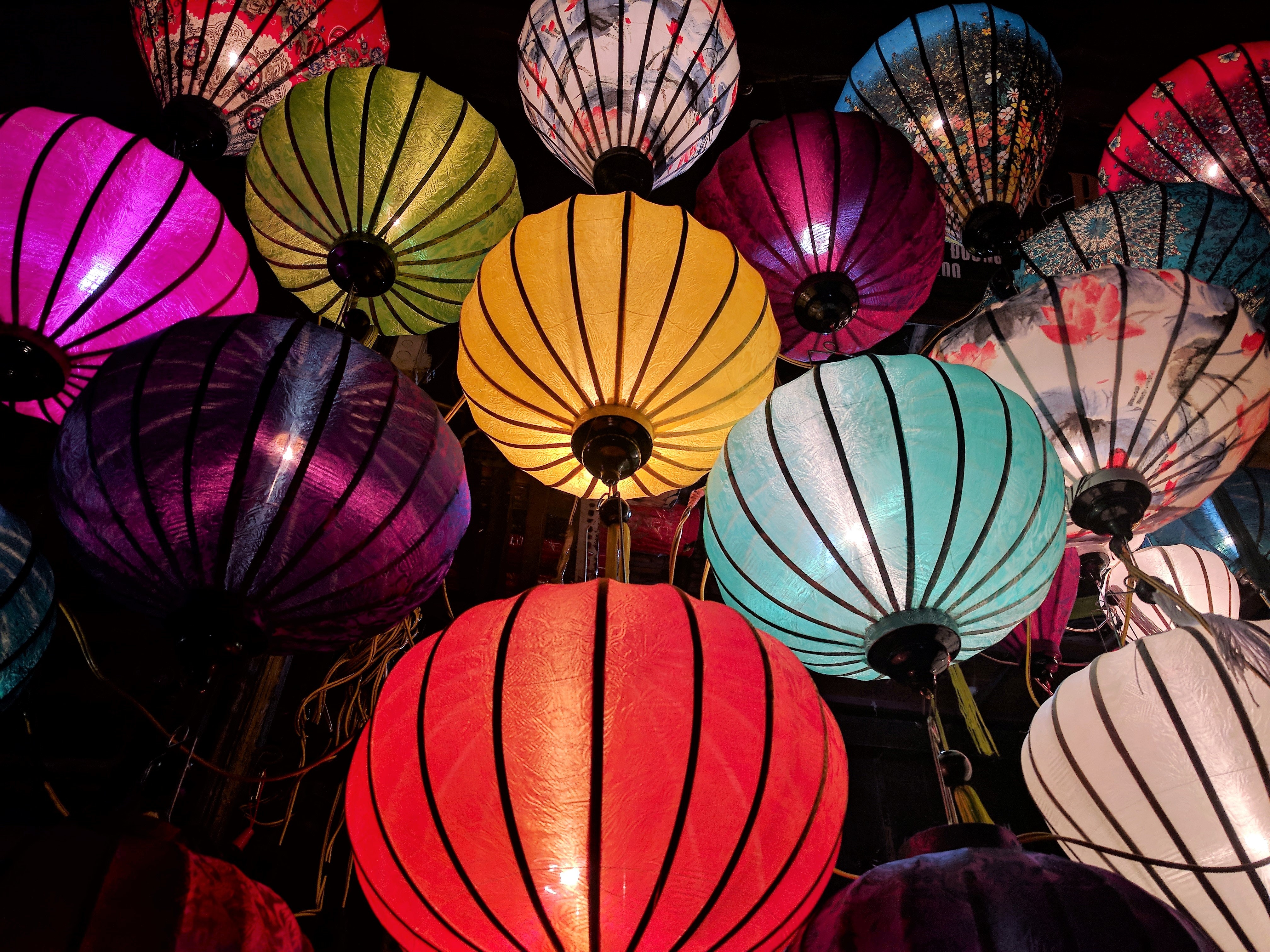 papier peint lanterne chinoise,éclairage,lumière,lanterne,accessoire d'éclairage,lampe