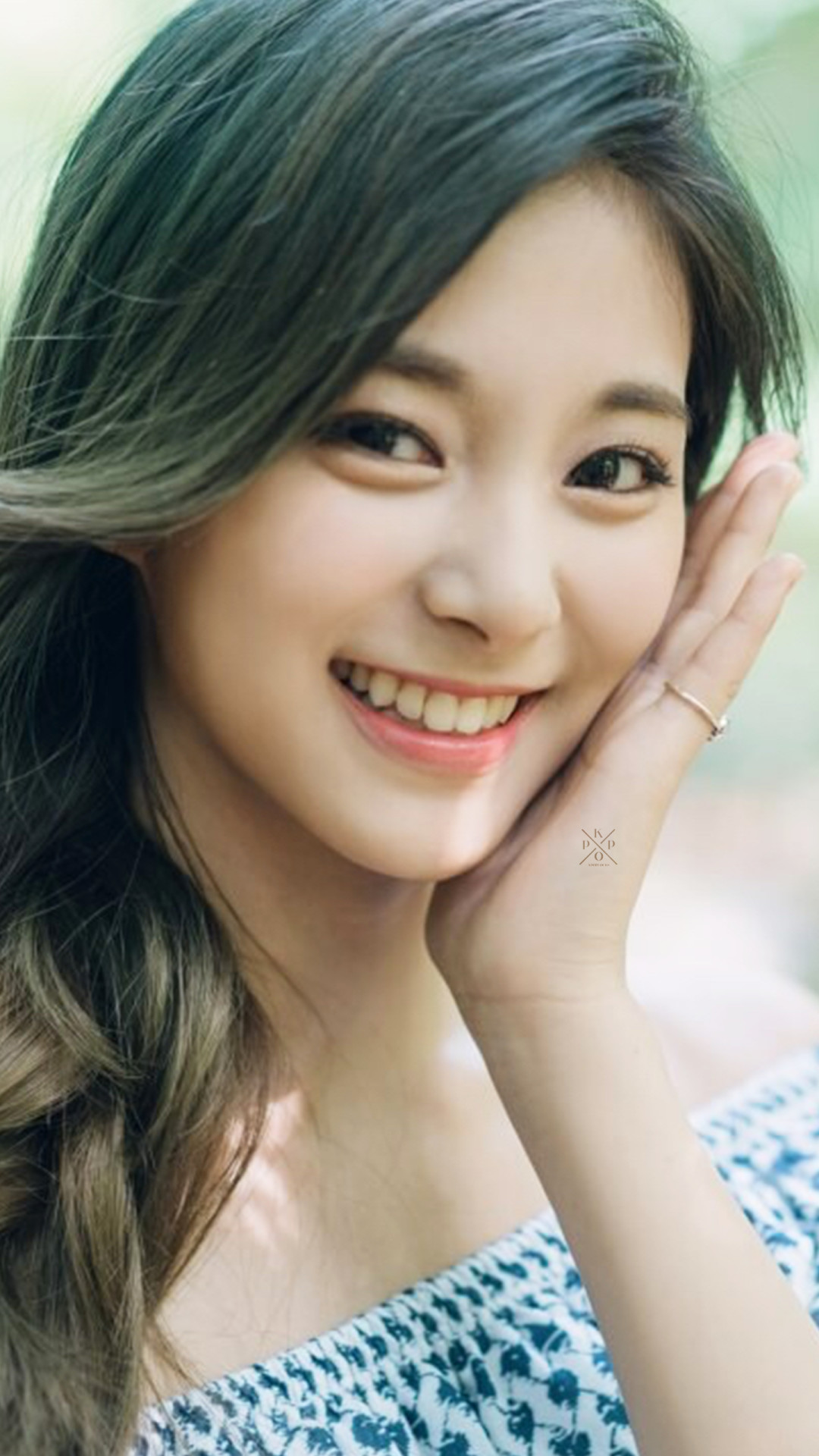 twice tzuyu wallpaper,hair,face,skin,hairstyle,facial expression
