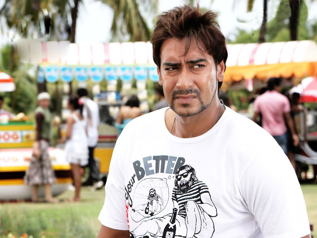 ajay devgan old wallpaper,cool,t shirt,photography,top,smile