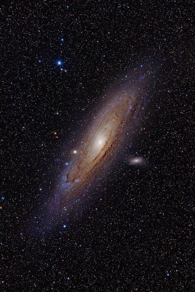 fondo de pantalla 640x960,galaxia,espacio exterior,objeto astronómico,atmósfera,astronomía