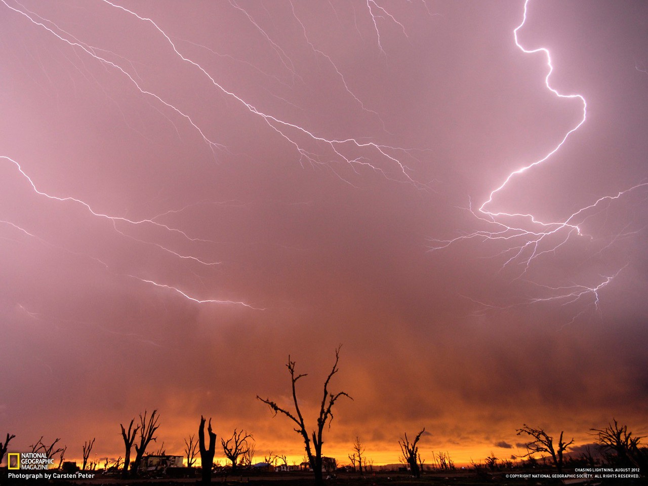 national geographic iphone wallpaper,himmel,donner,gewitter,wolke,natur