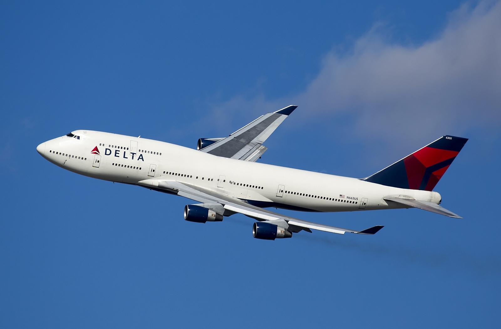 delta wallpaper,airline,air travel,aviation,airliner,vehicle