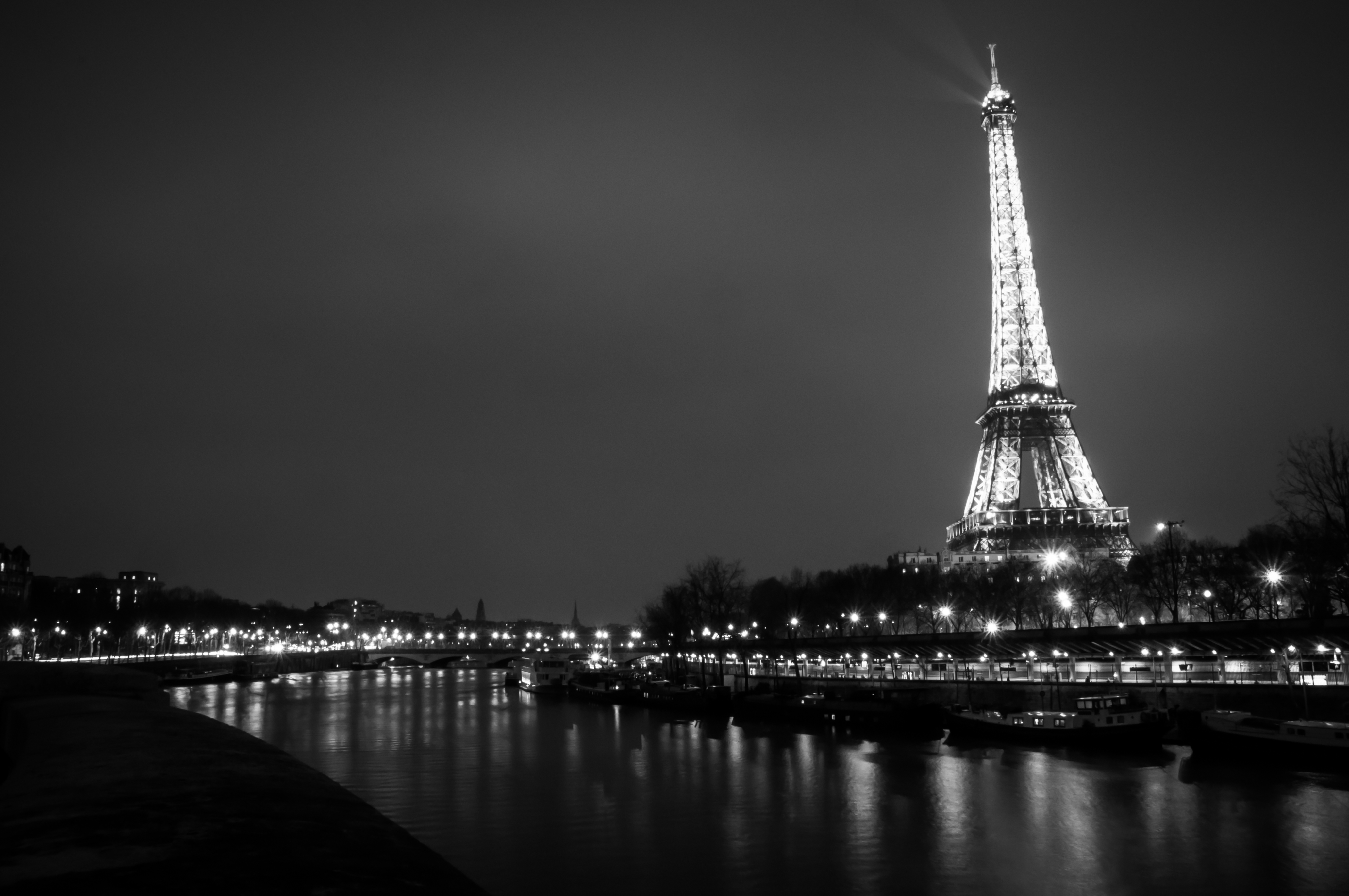 paris wallpaper black and white,landmark,night,white,black,tower
