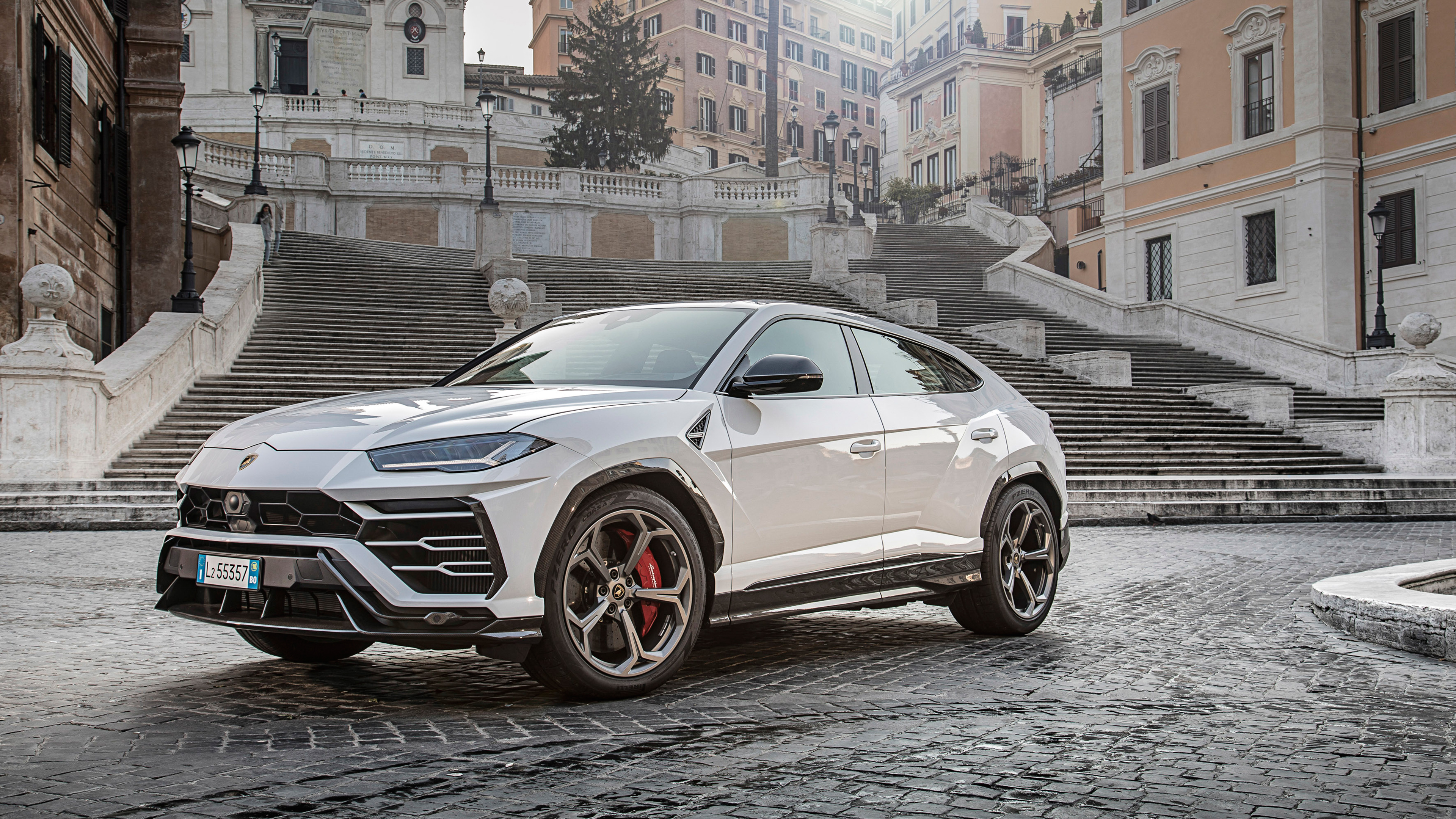 lamborghini urus wallpaper,land vehicle,vehicle,car,automotive design,motor vehicle