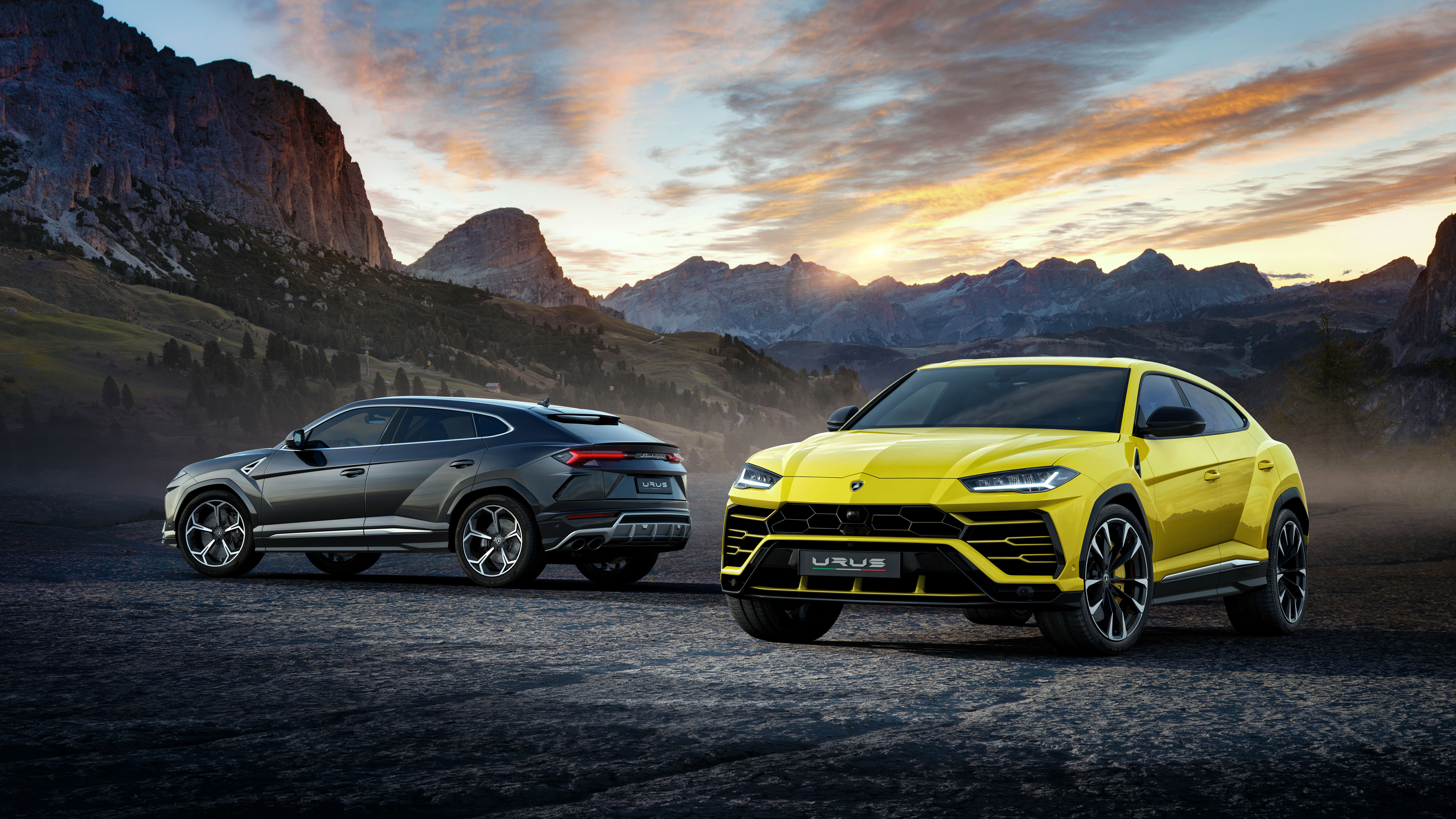 sfondo di lamborghini urus,veicolo terrestre,veicolo,auto,giallo,auto performante