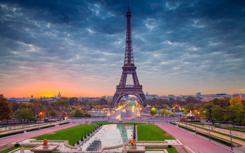 papel pintado de la ciudad de parís,cielo,torre,área metropolitana,arquitectura,tiempo de día