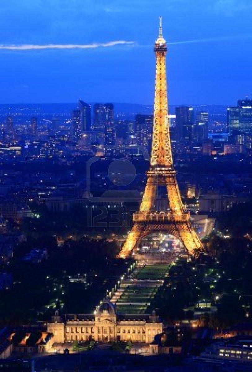 torre eiffel en la noche fondo de pantalla,paisaje urbano,torre,área metropolitana,ciudad,aguja