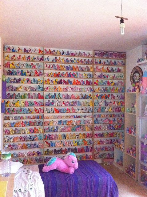 my little pony wallpaper for bedroom,wall,room,bed sheet,bedroom,bed