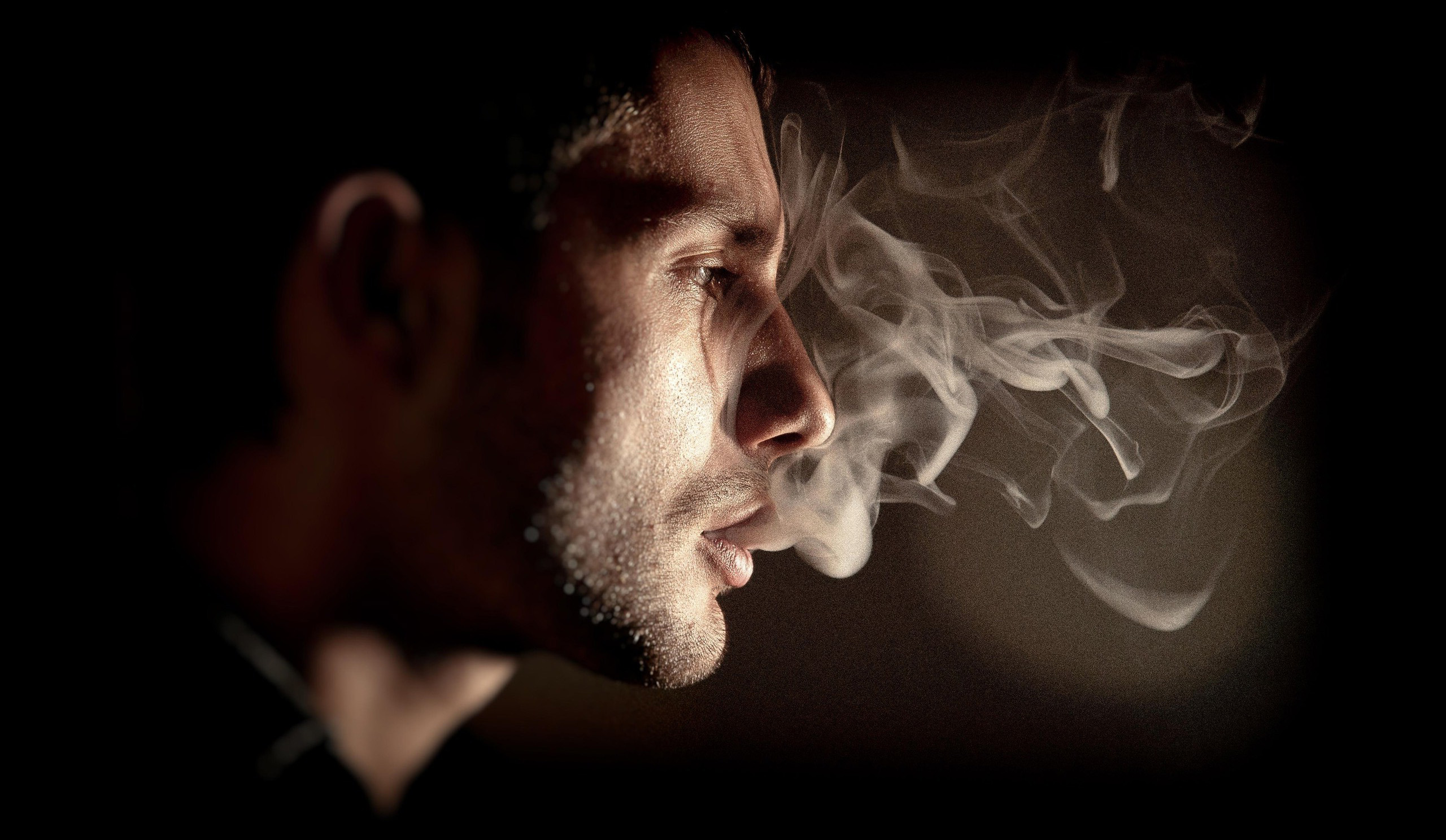 hintergrundbild für profilbild,rauch,rauchen,mensch,dunkelheit,mund