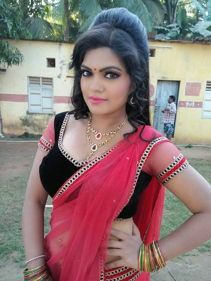 bhojpuri girl wallpaper,ropa,abdomen,rosado,maletero,frio