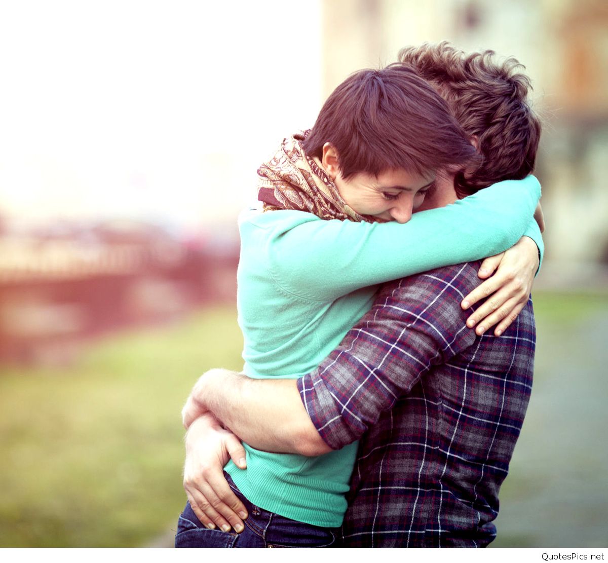 live wallpaper love couple,photograph,hug,arm,romance,shoulder