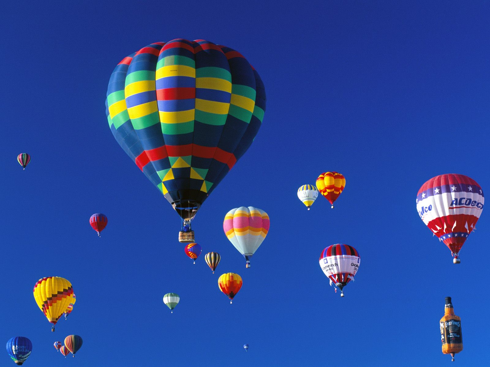 papier peint ballon à air,montgolfière,faire du ballon ascensionnel,ciel,ballon,bleu