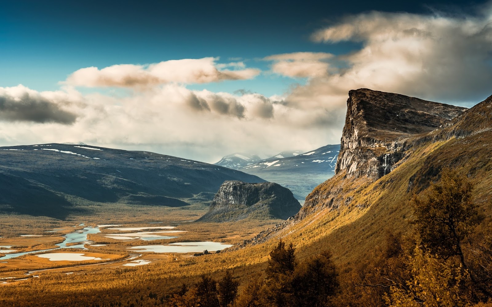 fondo de pantalla de deepin,paisaje natural,montaña,cielo,naturaleza,colina