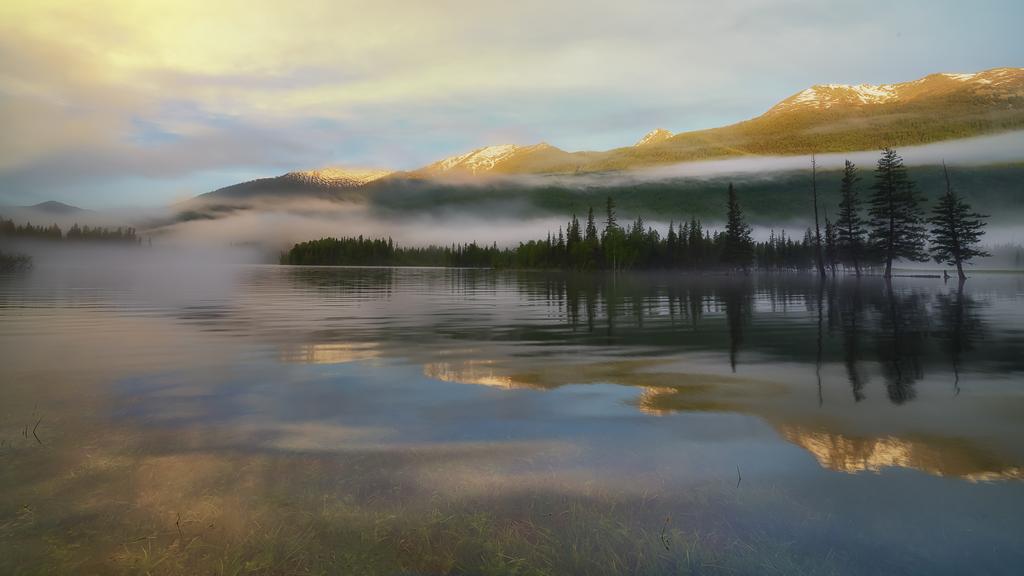 fondo de pantalla de deepin,naturaleza,paisaje natural,cielo,reflexión,lago