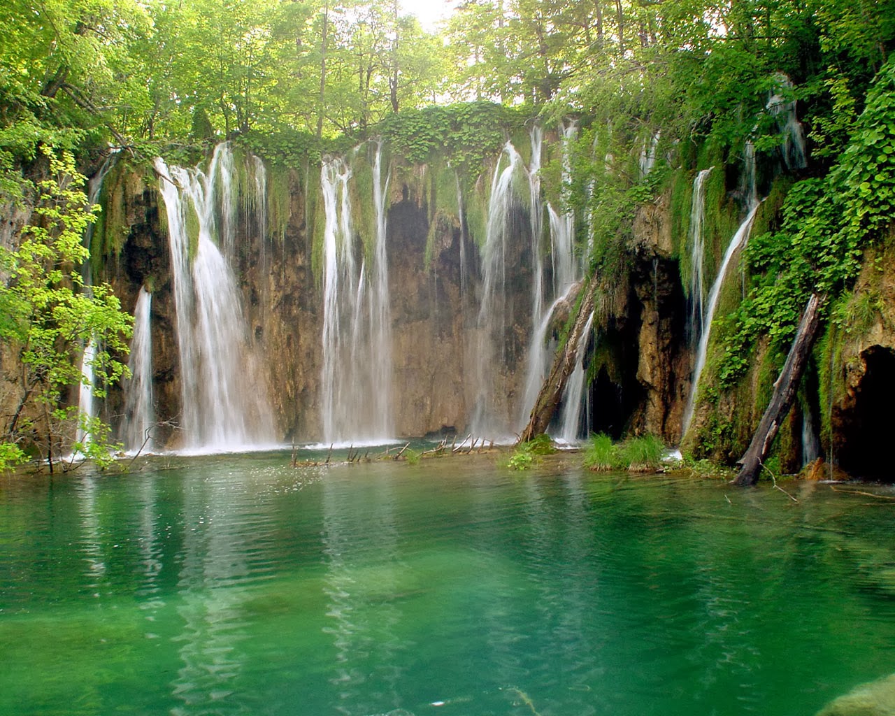 bella carta da parati a cascata,cascata,risorse idriche,corpo d'acqua,paesaggio naturale,natura