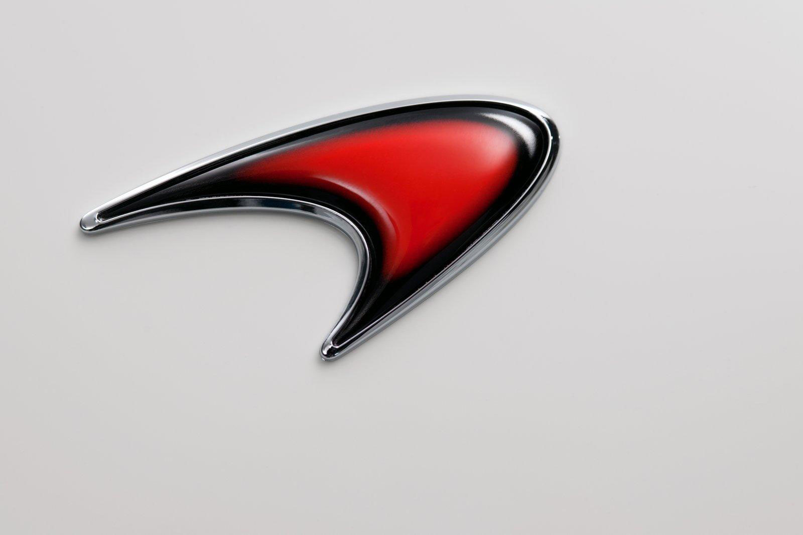 mclaren logo wallpaper,automotive design,automotive lighting,vehicle,logo,car