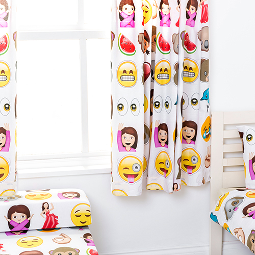 emoji wallpaper for bedroom,facial expression,head,product,yellow,cartoon (298440) WallpaperUse