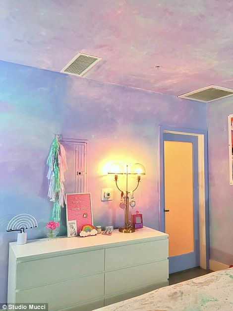 침실 레인보우 벽지,천장,벽,특성,방,인테리어 디자인