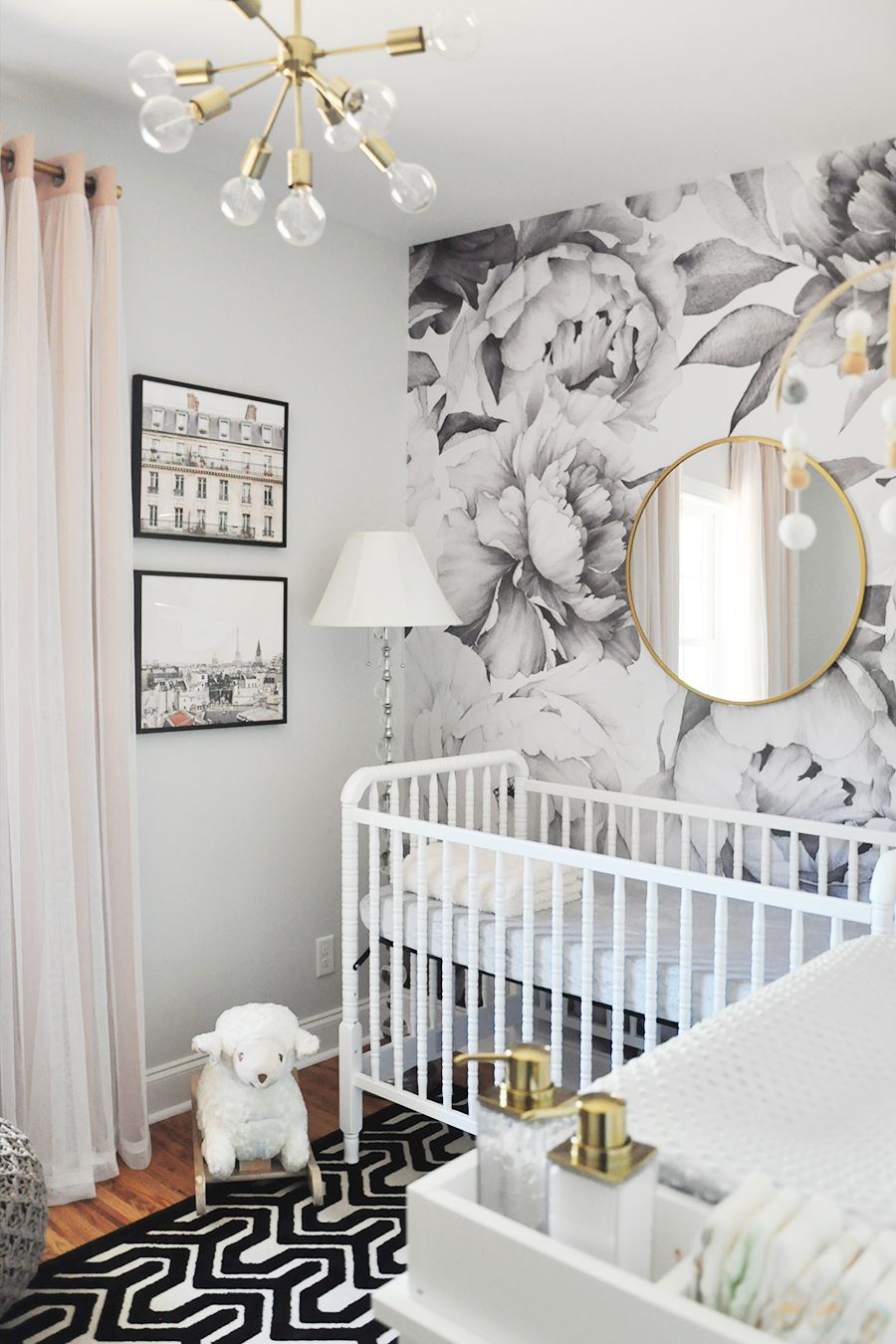 女の赤ちゃんの寝室の壁紙,白い,ルーム,製品,壁,保育園