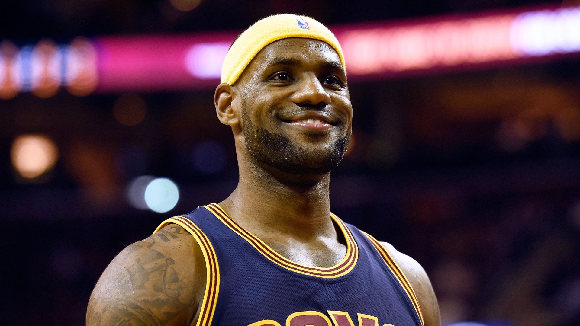 fond d'écran lebron james,joueur de basketball,joueur,championnat,athlète,jersey