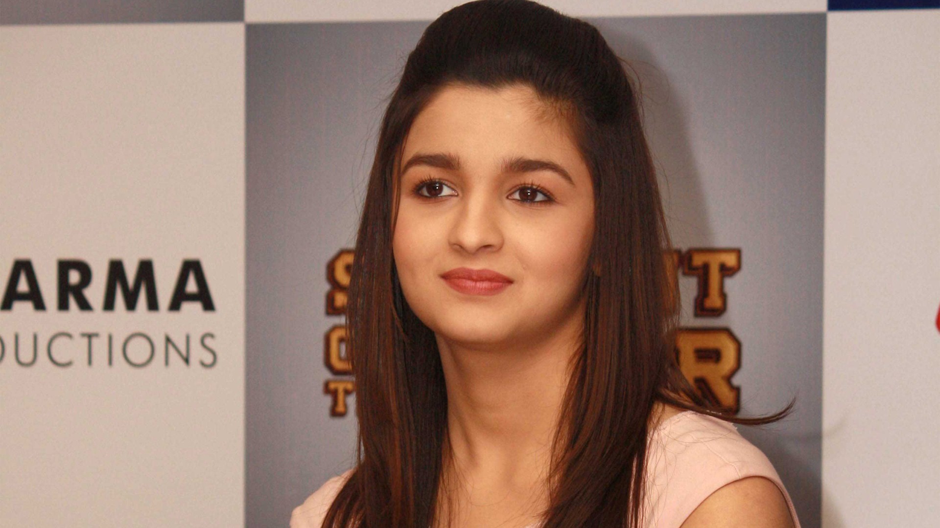 alia bhatt hd wallpaper,hair,face,eyebrow,lip,skin