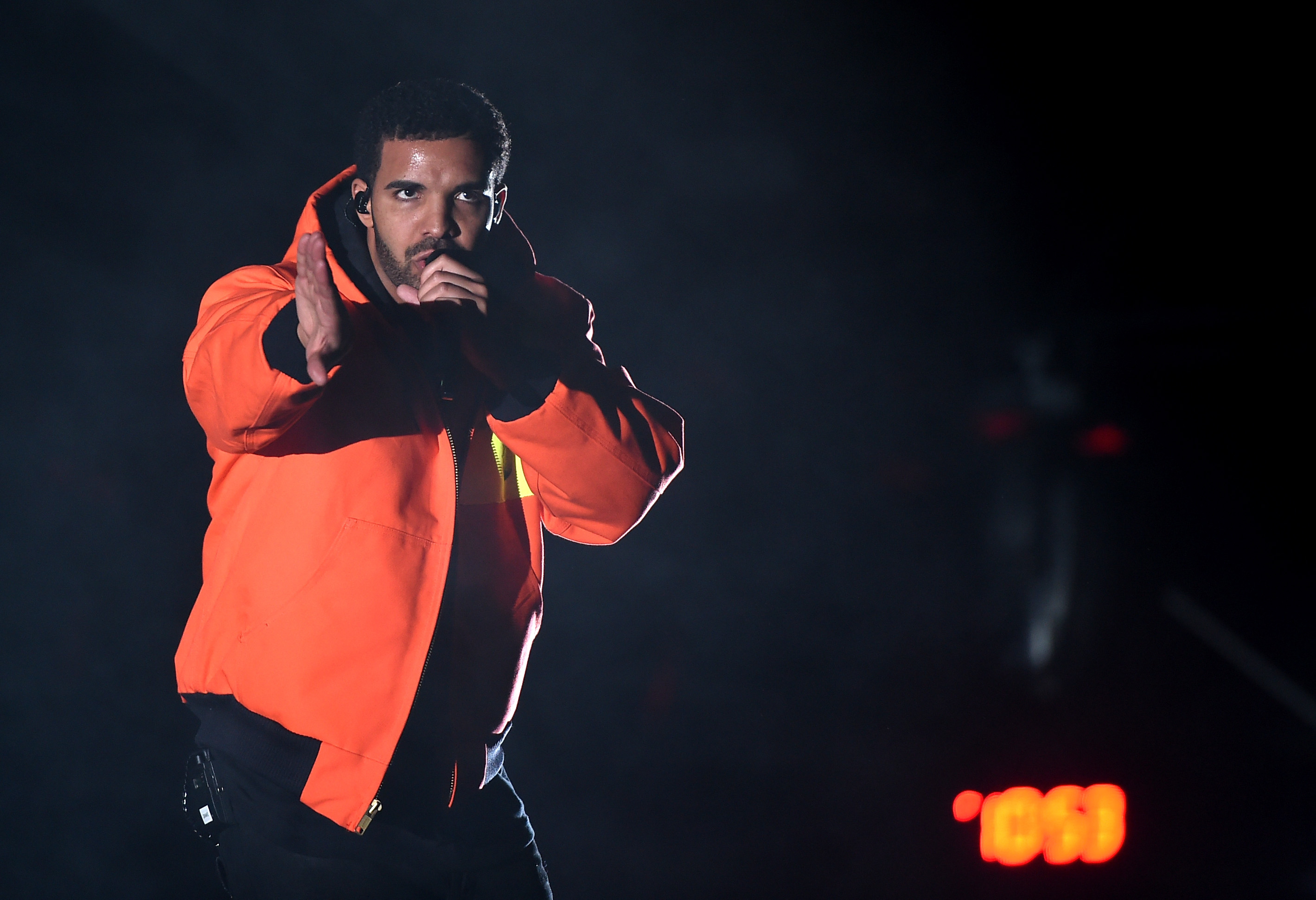 drake vues fond d'écran,performance,divertissement,la musique,en chantant,chanteur