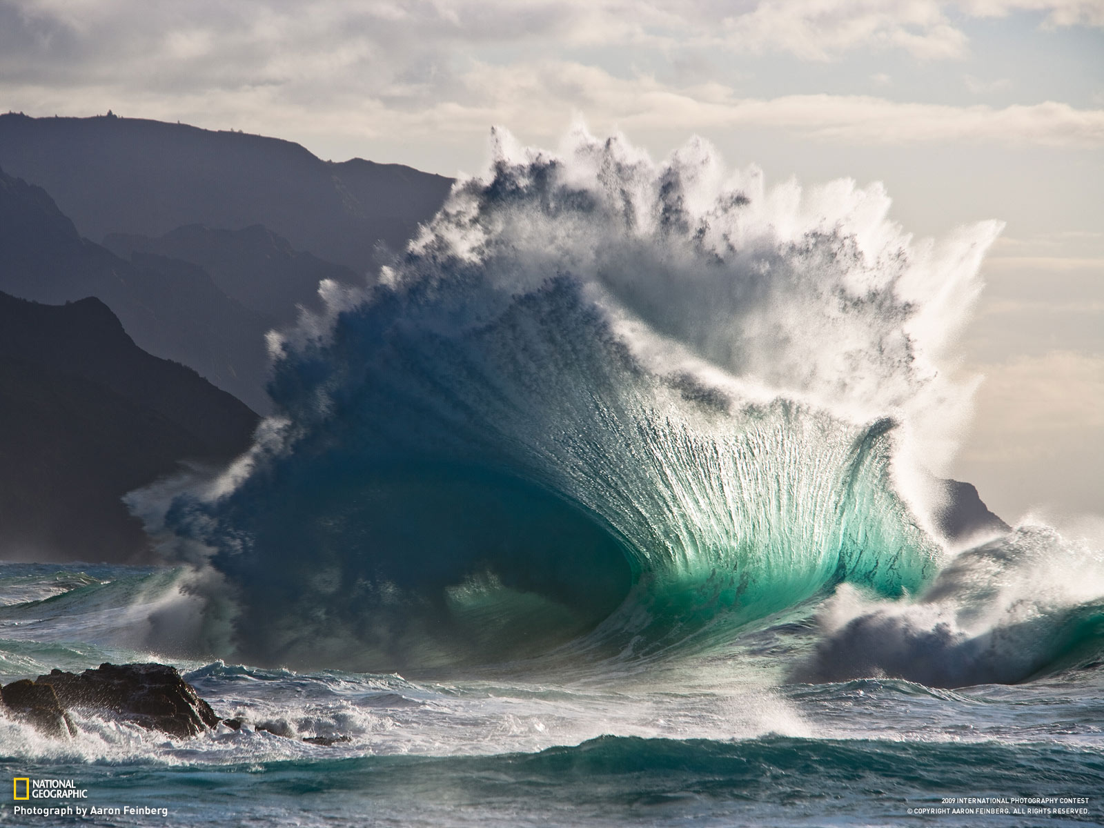 fond d'écran géographique national hd,vague,vague de vent,océan,mer,ciel