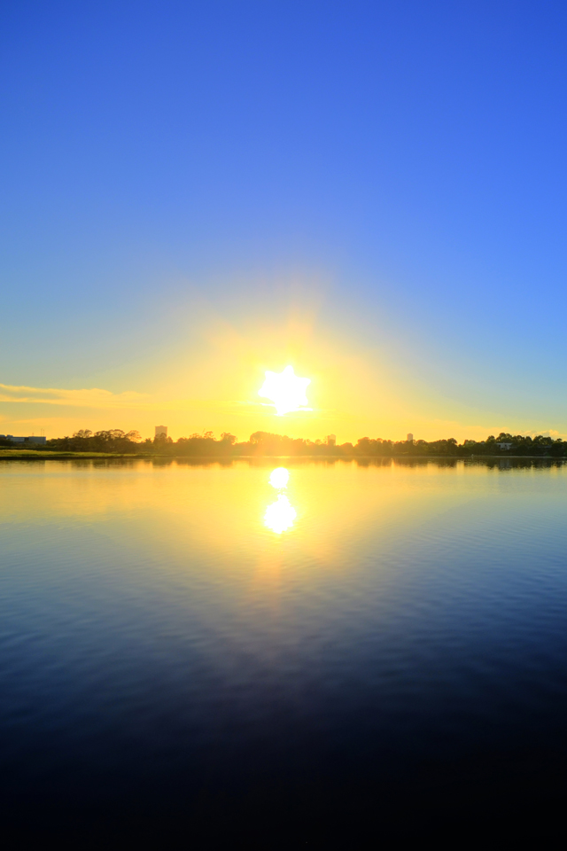 sunrise iphone wallpaper,sky,horizon,nature,reflection,sunrise