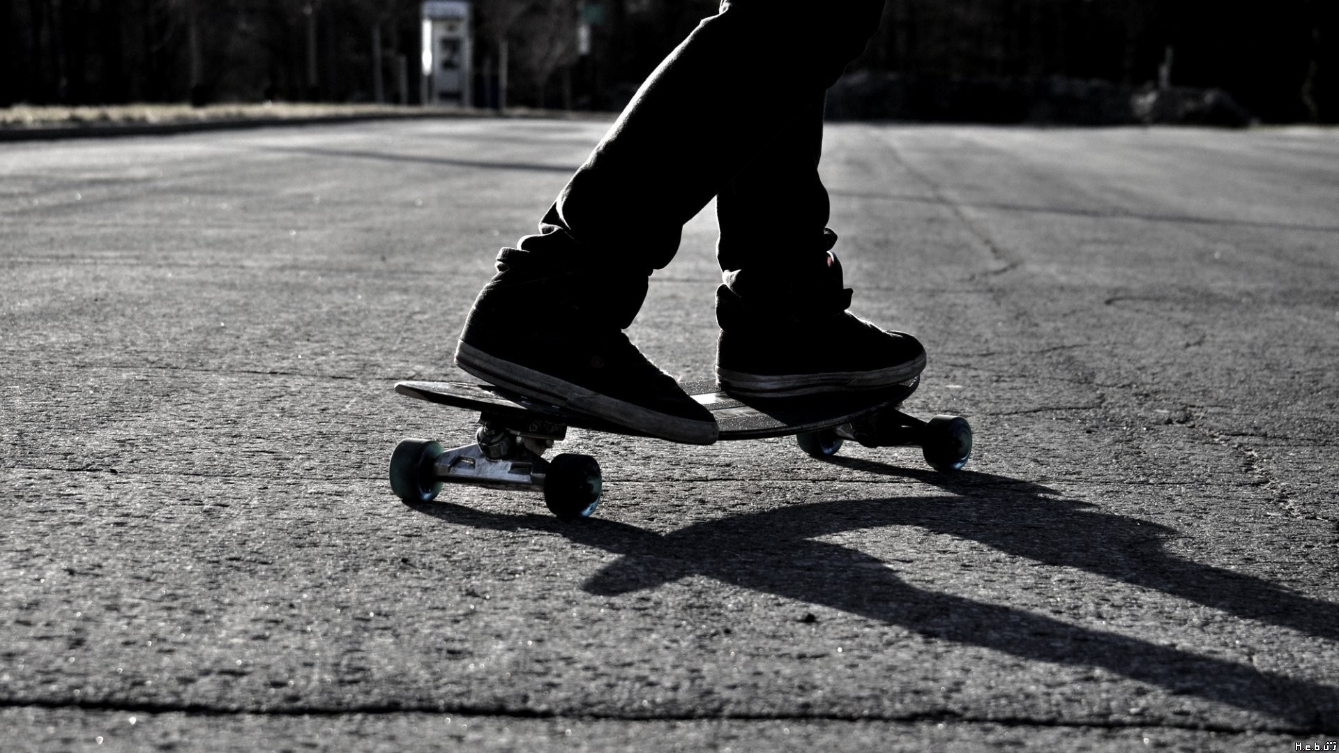 fonds d'écran cool de skateboard,faire de la planche à roulettes,longboard,noir,planche à roulette,freebord