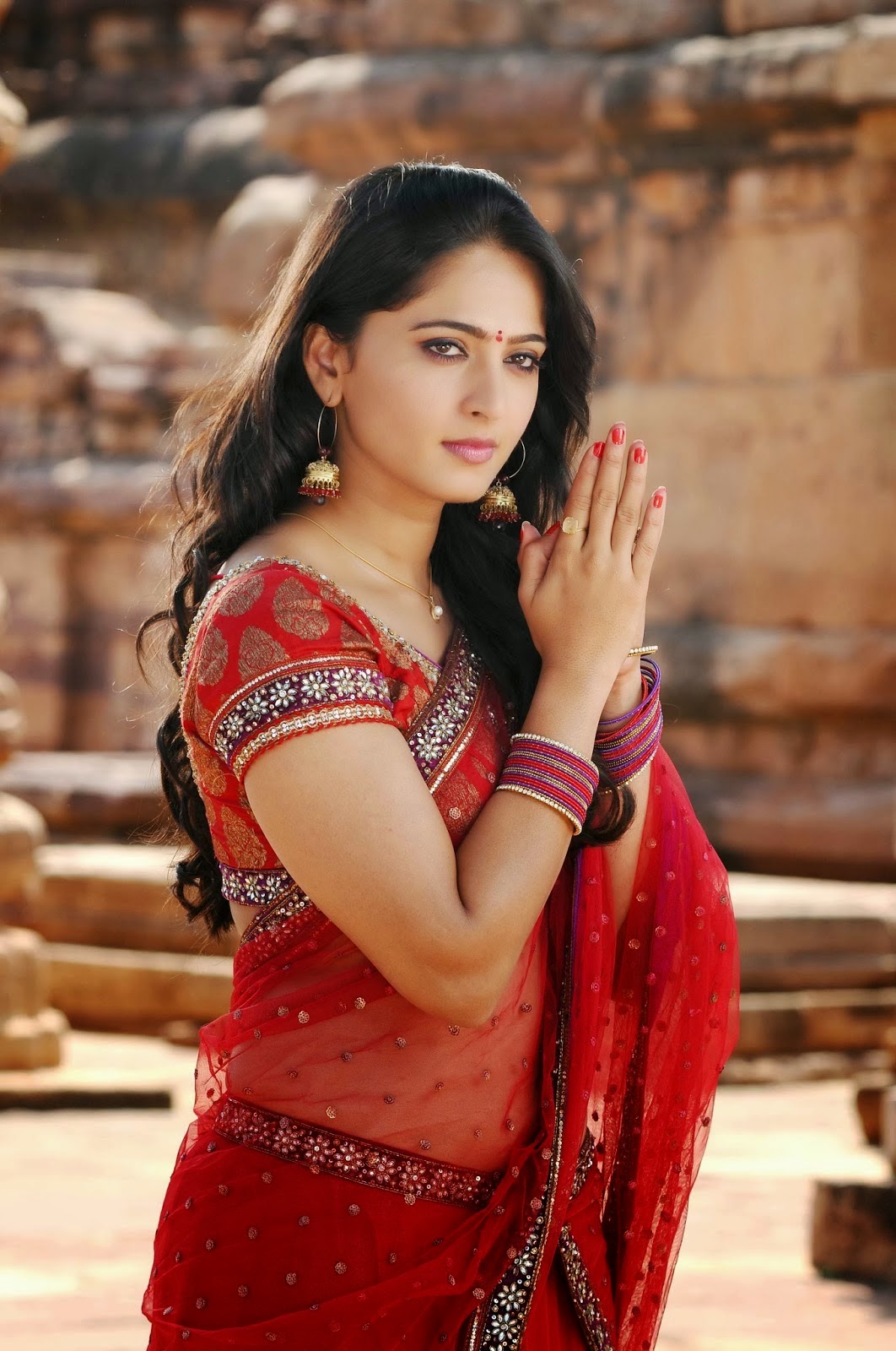 anushka shetty hdサリー壁紙,腹部,サリー,写真撮影,トランク,美しさ