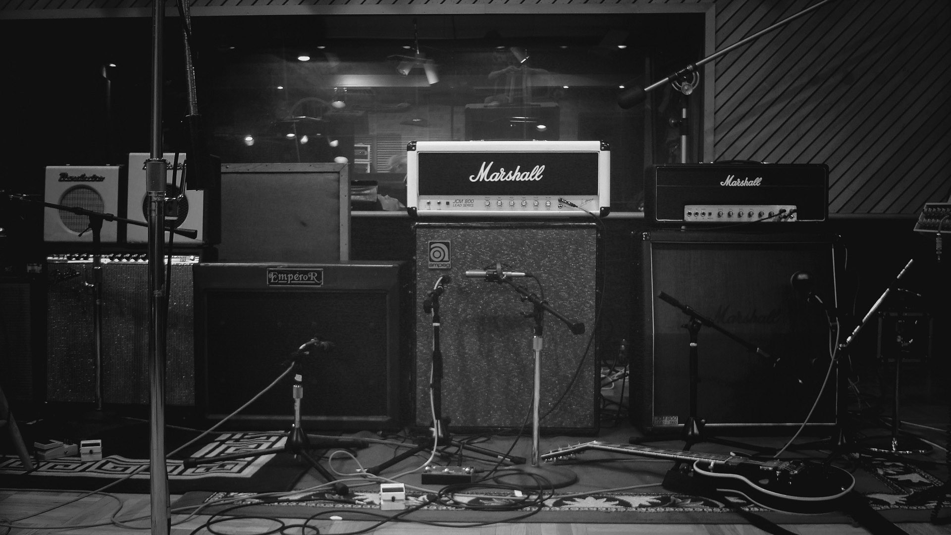 レコーディングスタジオの壁紙,ギターアンプ,オーディオ機器,レコーディングスタジオ,モノクローム,技術