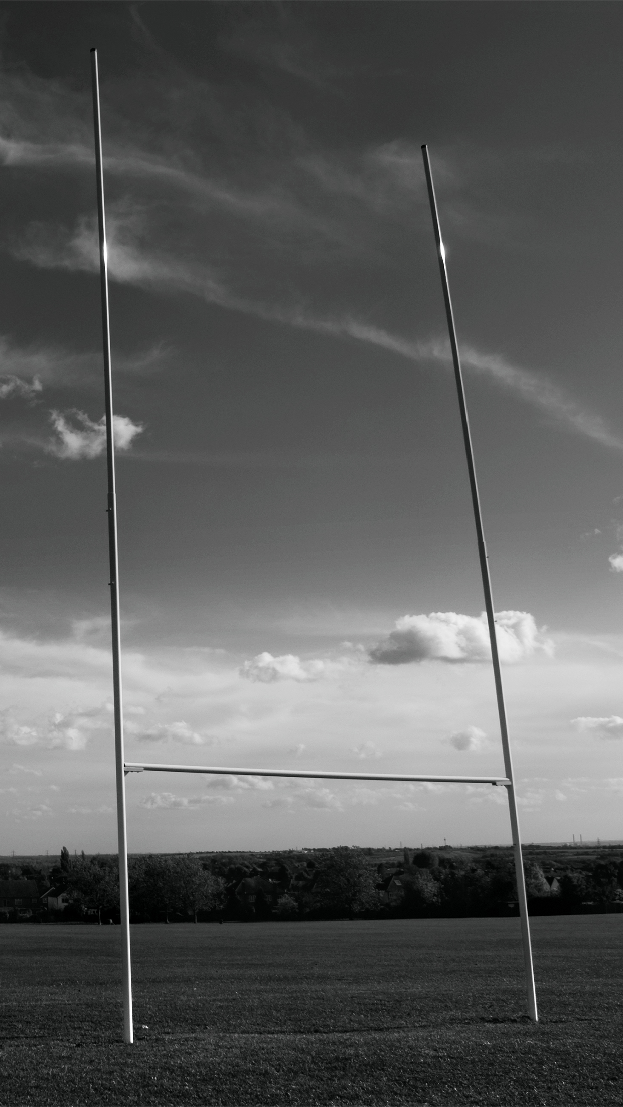 fond d'écran rugby iphone,ciel,noir,photographie monochrome,noir et blanc,nuage