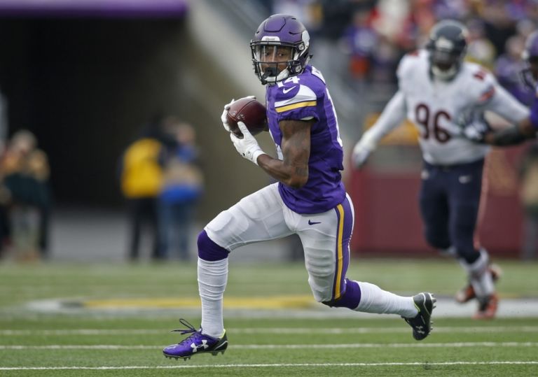 stefon diggs wallpaper,player,sports,gridiron football,sports equipment,american football