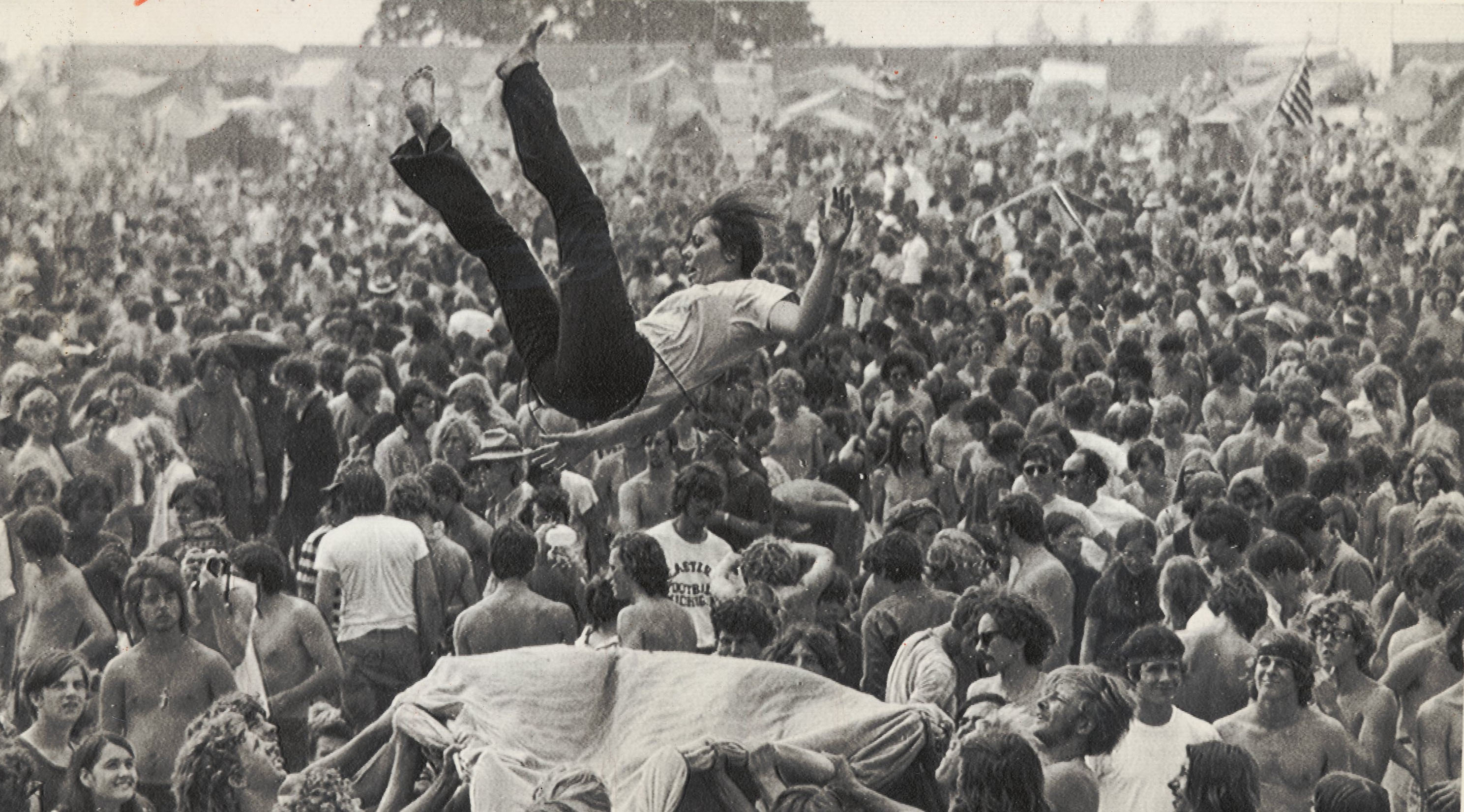 woodstock wallpaper,crowd,people,event,audience,black and white