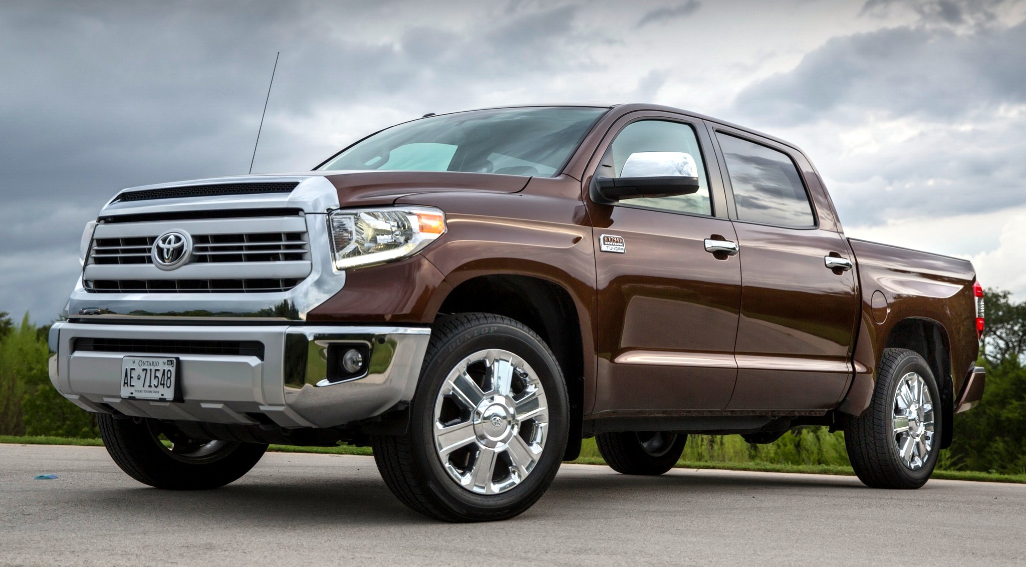 toyota tundra wallpaper,land vehicle,vehicle,car,pickup truck,tire