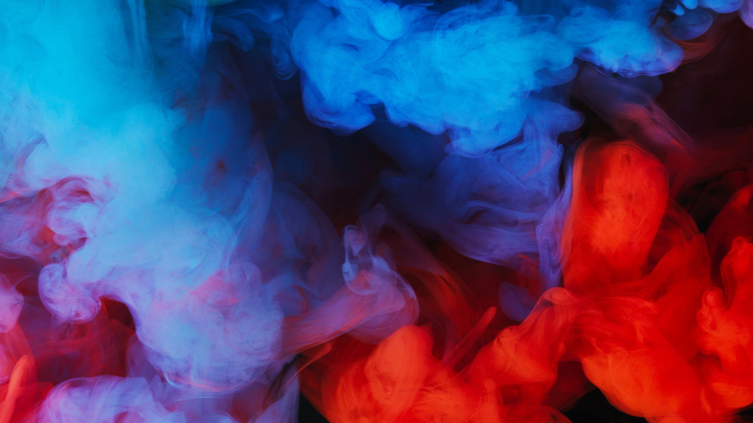 fond d'écran de fumée colorée,bleu,rouge,rose,bleu électrique,art