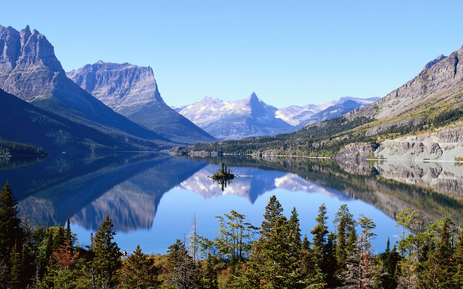 hermoso fondo de pantalla de montaña,montaña,paisaje natural,naturaleza,tarn,lago