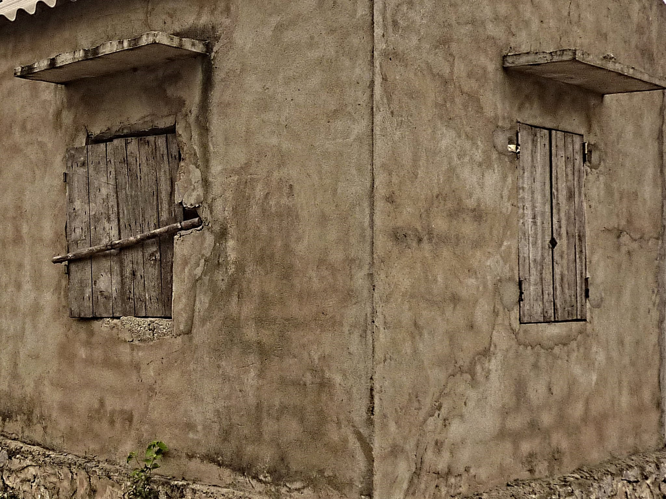 old windows wallpaper,wall,door,wood,house,window